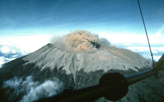 Gunung_Raung